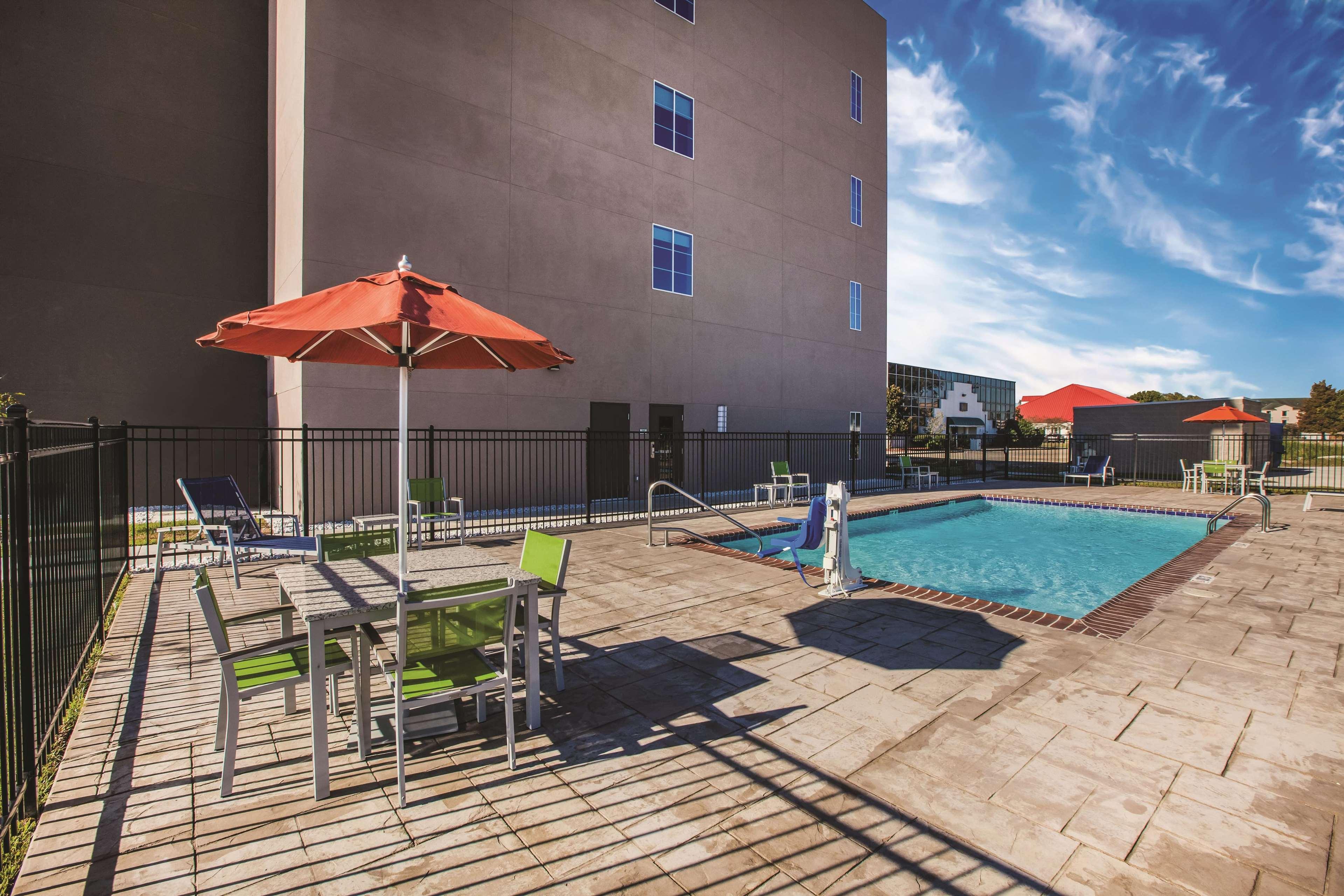 La Quinta Inn & Suites Port Allen La Eksteriør billede