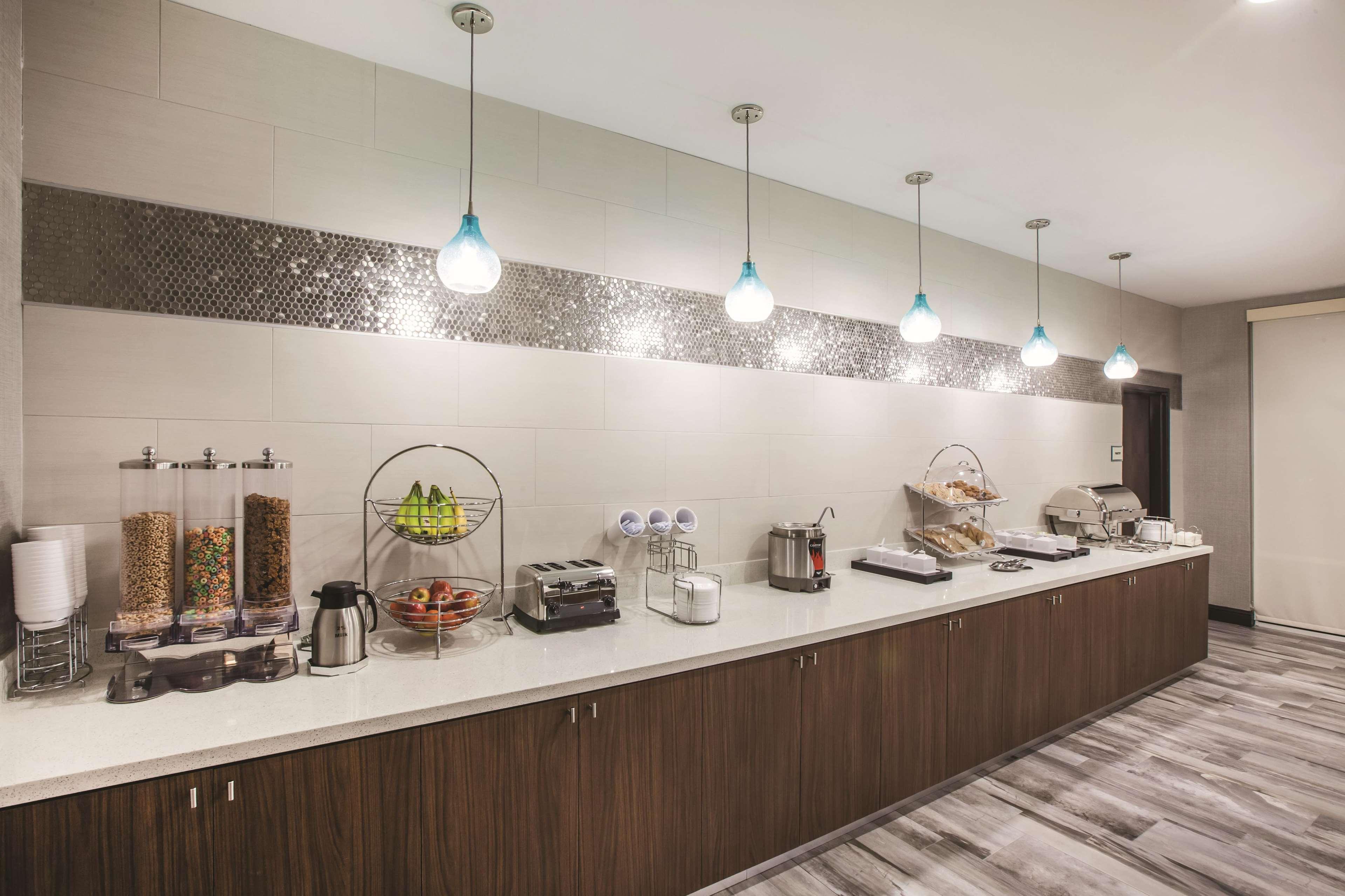 La Quinta Inn & Suites Port Allen La Eksteriør billede